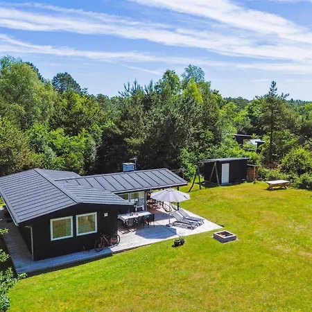 Aleta - 600m From The Sea By Interhome * Grenå