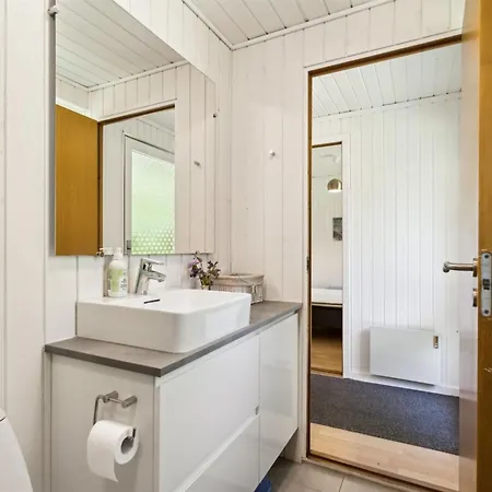 Aleta - 600m From The Sea By Interhome Grenå